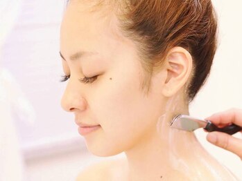 コハクの写真/経験豊富な女性シェービニストが施術♪自肌を傷めずふっくら明るいうる肌へ!イベント前のお手入れはお任せ