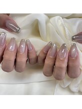 ビビ(VIVI)/ガラスフレンチネイル