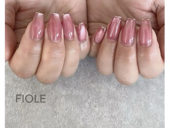 フィオル(FIOLE)/うるうるネイル♪