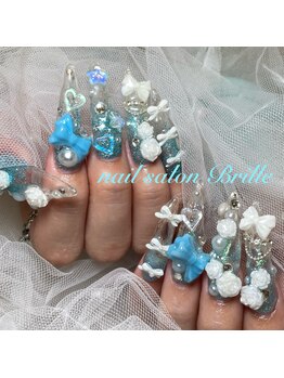 エスフィーネイルサロン ブリーユ(Esfy nailsalon Brille)/先端クリアネイル