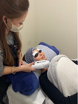 ネイルサロン アリイ(Alii)の写真/効果重視のこだわりの脱毛器を導入！ハイスピ－ドで痛みの少ないLEDor光を選べる◎まずは体験してみて♪