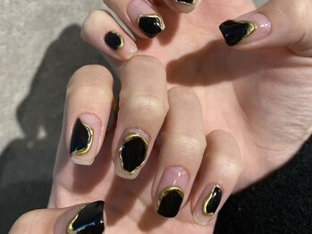 ミエレ(miele)/個性派くりぬきブラックゴールド