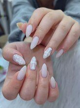 グロー ネイル(Glow Nail)/
