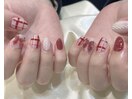 赤チェックネイル