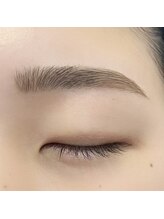 アイブロウ『黄金比美眉Wax』