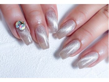 ラフィーナ(RAFFINA)/