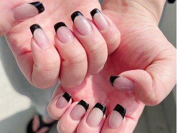 リネイル(ReNAIL)の写真/高技術×丁寧施術で美しいお手元へ◎幅広いネイルデザインをご提案☆21時まで営業なので仕事終わりにも◎