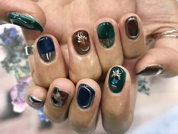 イビズ 新宿店(eviz)/バイカラーミラーネイル