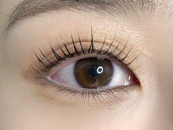 カミエユニ(Kamie-uni-)/パリジェンヌラッシュリフト