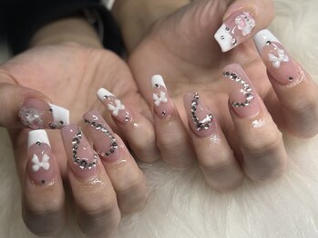 プレシオサ(Preciosa)/【ネイル】やり放題アート