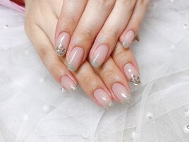 大人ラメフレンチ