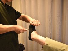 東船橋スタンス整体院/筋膜リリースの施術風景