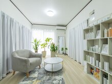 ポラス(Polus)の雰囲気（《プライベート空間》白を基調とした開放感ある雰囲気）