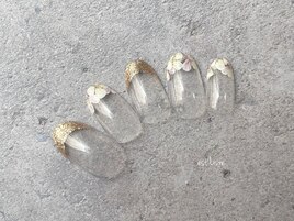 フラワー＆ラメフレンチ