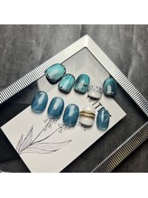 エルシャイン(L-shine)/涼しげ夏ネイル