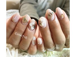 上品ネイル