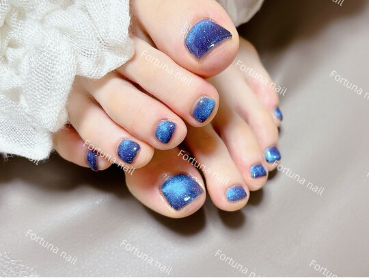 2025年冬】ブルー フット 夏のネイルデザイン集｜人気順  