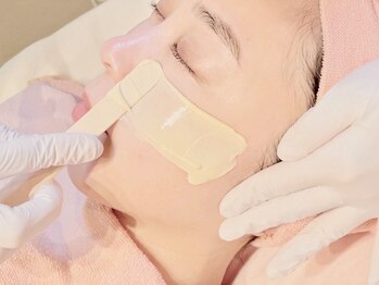 エリィ ワックス(erii wax)の写真/肌トーンアップ！【ワックス顔脱毛×選べるパックで脱毛しながらつるふわ肌に☆】接近戦にも自信◎