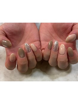 シンプル系（オフィス・日常）が得意