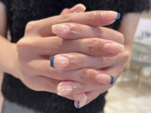 シー(She)/青フレンチ×ラメドット