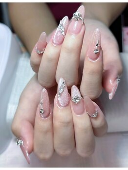 レインボーネイル 池袋(RainbowNail)の写真/カラー400種以上パーツ200以上でお気に入りの指先へ♪シンプル～派手ネイルまで豊富なデザインをご用意☆