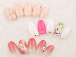夏らしいカラフルアートも＾＾