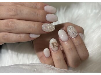 キラキラピクシーネイル