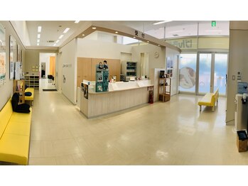 げんき堂整骨院 ゲンキプラス イオン大垣(GENKIPlus)/ゆったり待合室