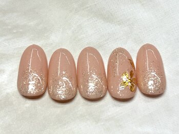 ワンポイントにお花のデザイン☆