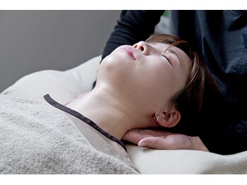 ハリノヒ 本町院/ 首こり・肩こり改善鍼灸整体