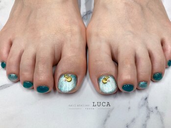 ネイルアトリエルカ(nail atelier LUCA)/W-811　貝殻マグネットネイル