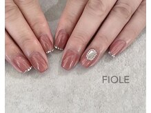 フィオル(FIOLE)/大人っぽネイル