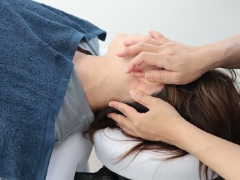 オスベル(OSBELLE)の写真/頭から動かす小顔リフトアップで効果大◎頭蓋骨小顔矯正でコンプレックス解消！お顔すっきり美人さんへ☆