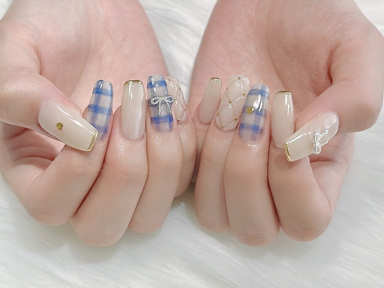 2025年-2026年冬トレンド】キルティングのネイルデザイン集｜人気順｜3