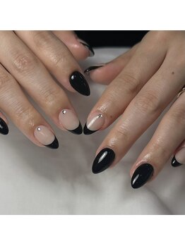 ネイルアトリエビー(nail atelier be’)/ブラックデザイン