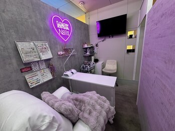 マークネイルズ(MARK Nails)の写真/家事に仕事に…頑張るあなたを全力で応援！こだわりのリクライニングチェアでゆったり施術が受けられます◎
