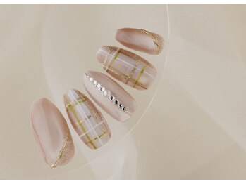 大人カラーチェックネイル