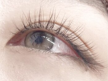 モー(Mooo)の写真/ボリュームラッシュで目力UP!まるで羽のような軽いつけ心地でモチも◎自まつ毛が少ない方にもおススメです!