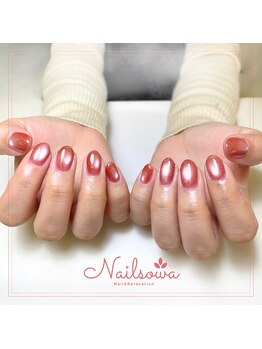 ソワ(sowa)/深みのあるレッドにミラーの艶を