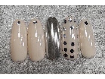 ネイルサロン クイーン(Nail Salon Queen)/定額7000円コース