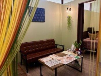 ミヤビナチュラルセラピー 港北TOKYU S.C.(MiYaBi Natural Therapy)/待合室