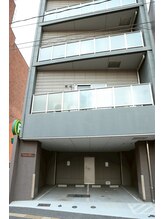 チャム(cham)&nbsp;駐車場 写真：右側