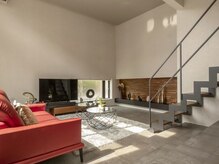 ティーリュクス(T-LUXE)の雰囲気(清潔感のある綺麗な店内でリラックスしながらケアタイム…♪)