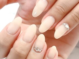 ナチュラルカラー　ビジュー