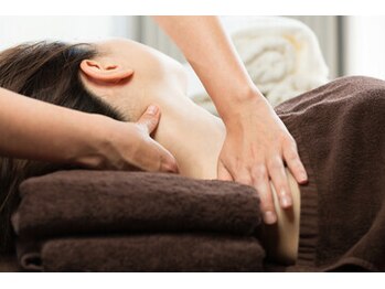 整体院ながた ルート40旭町店/首へのアプローチ