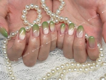 人気トレンドネイルデザイン