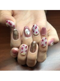 ガーリーネイル[新宿/新宿駅]