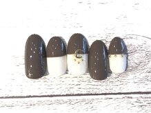 ネージュ バイ リアンジュ 辻堂(Neige by Reange)/月ネイル