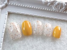 アトリエ ツメ(atelier TsuMe)/華やかイエロー/砂ジェルネイル