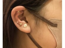 藤田はりきゅう治療院/自律神経を耳つぼジュエリーで